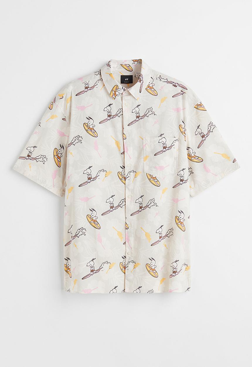 H&M - Regular fit short-sleeved shirt - light beige/snoopy