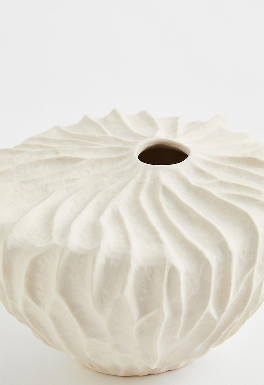 H&M - Small stoneware vase - white