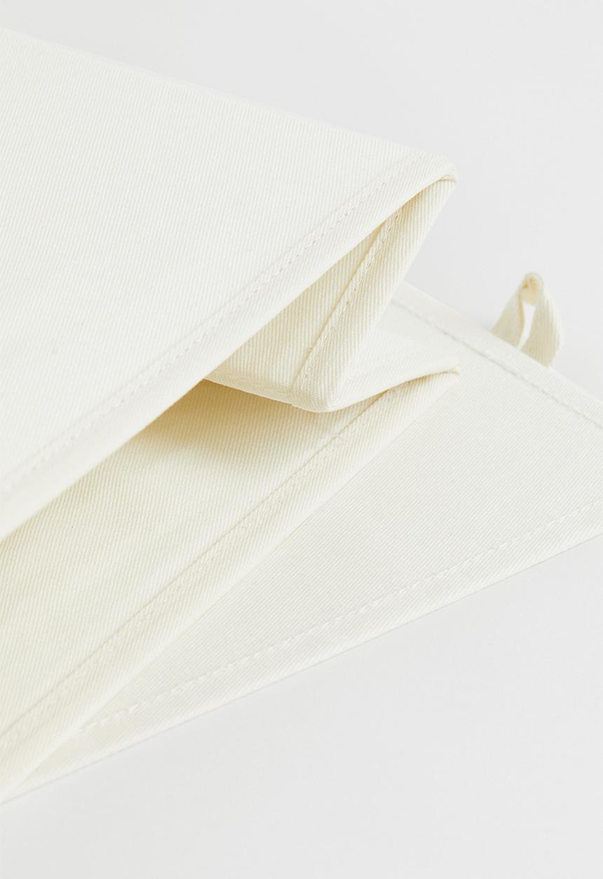 H&M - Foldable storage basket - white