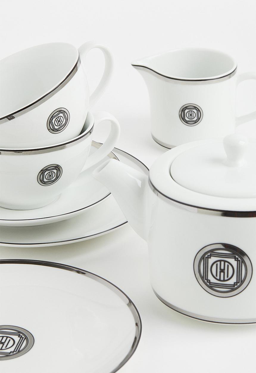 H&M - Porcelain mid plate - multi