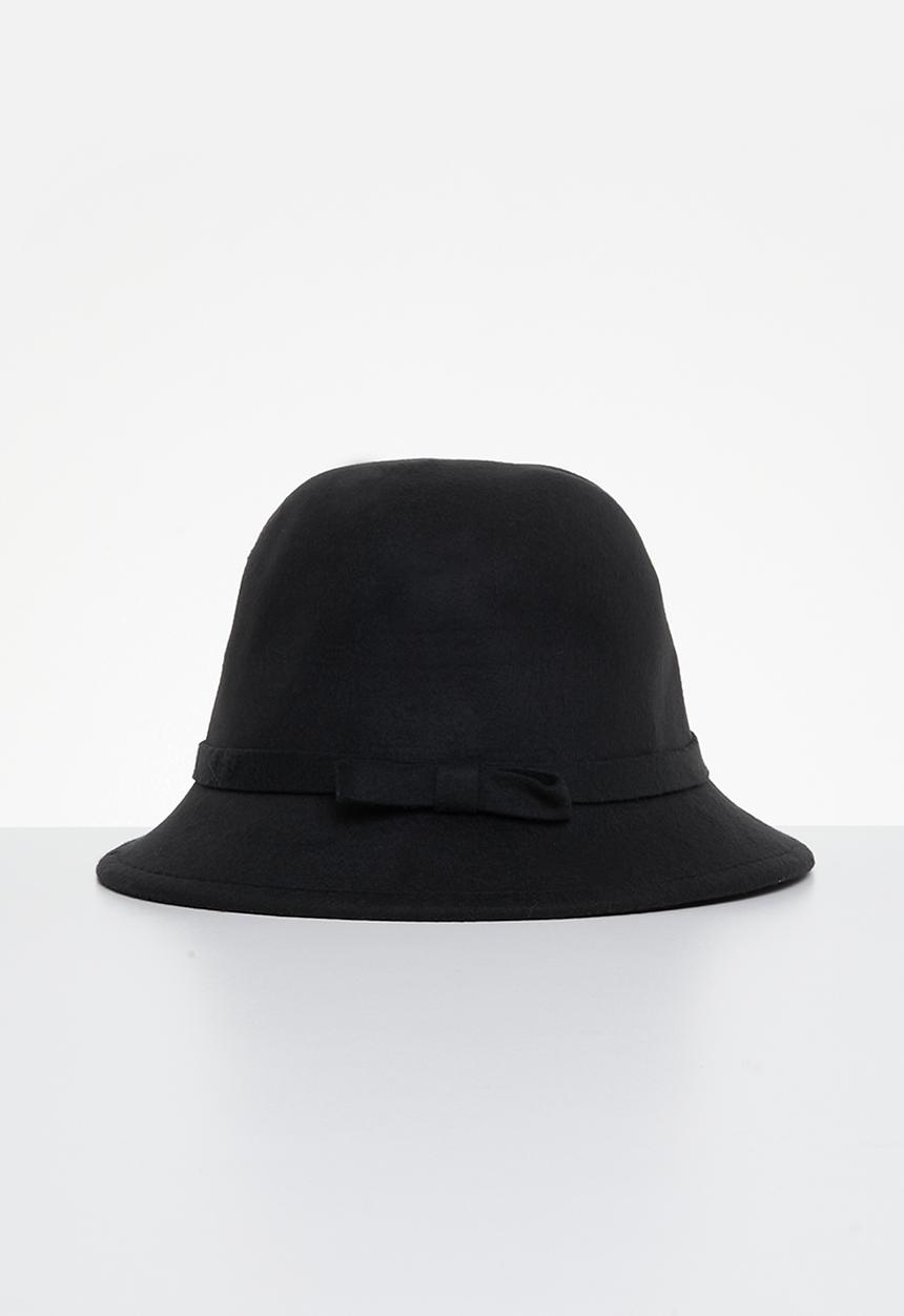 edit - Noelle bucket hat - black