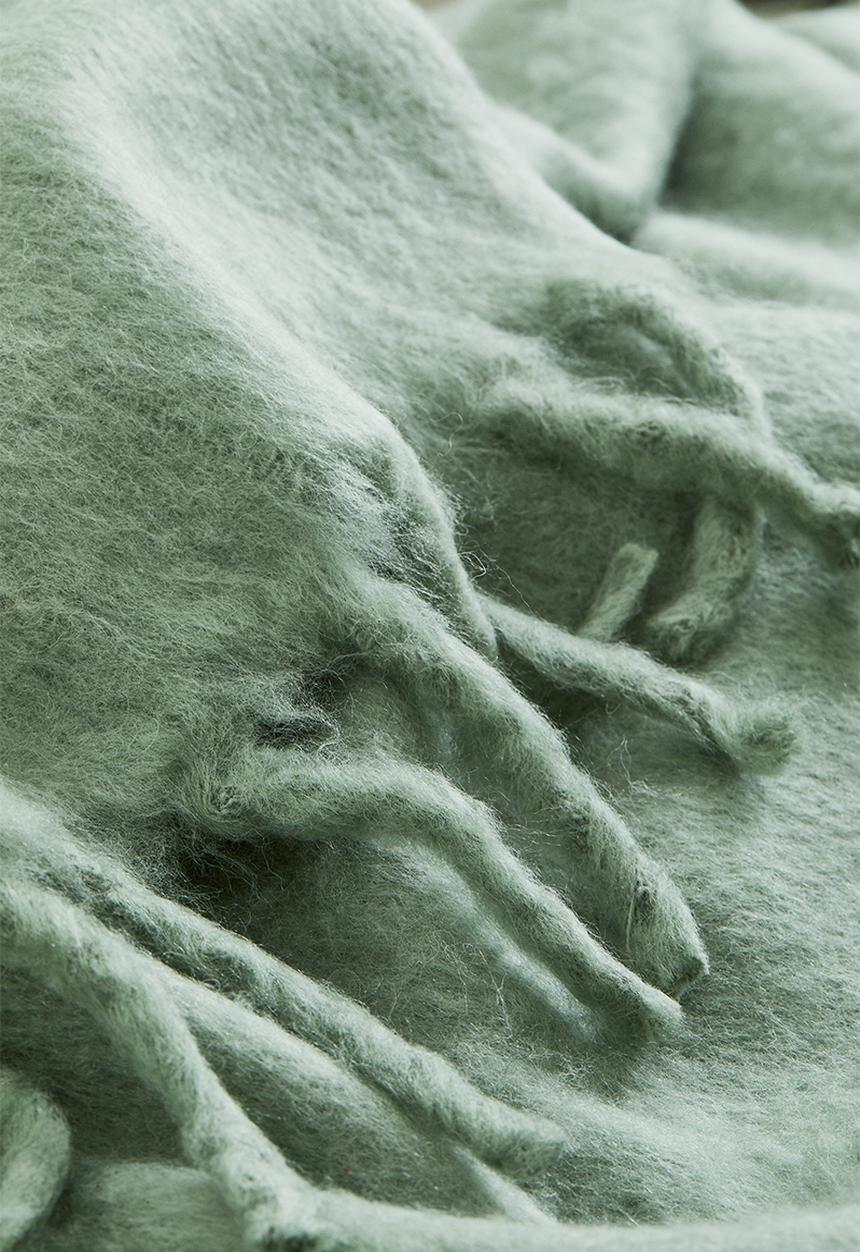 H&M - Soft wool-blend blanket - green