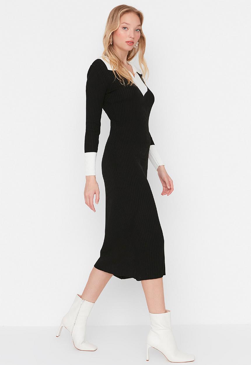 Trendyol - Curve cut-out detail knit dress - black