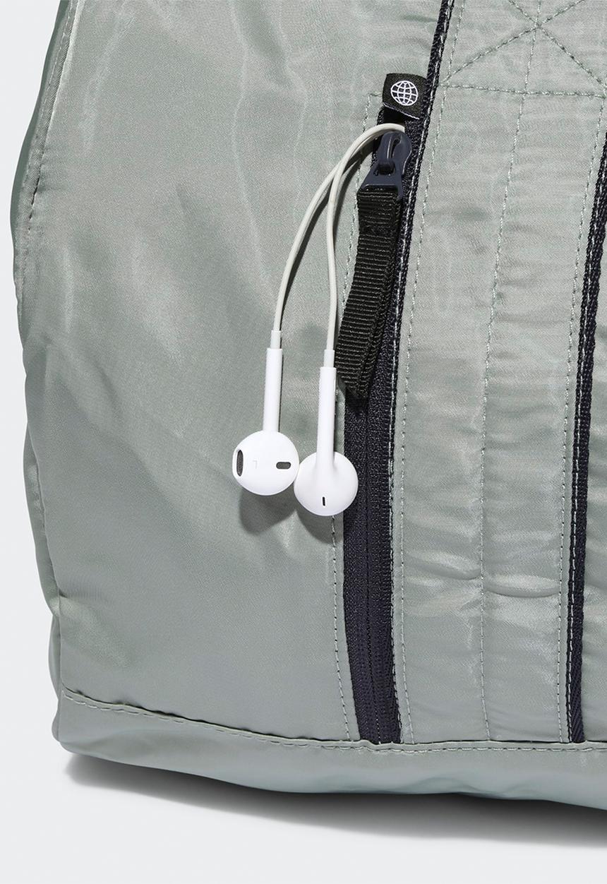 adidas Performance - W studio duffel-silver green, legend ink & white