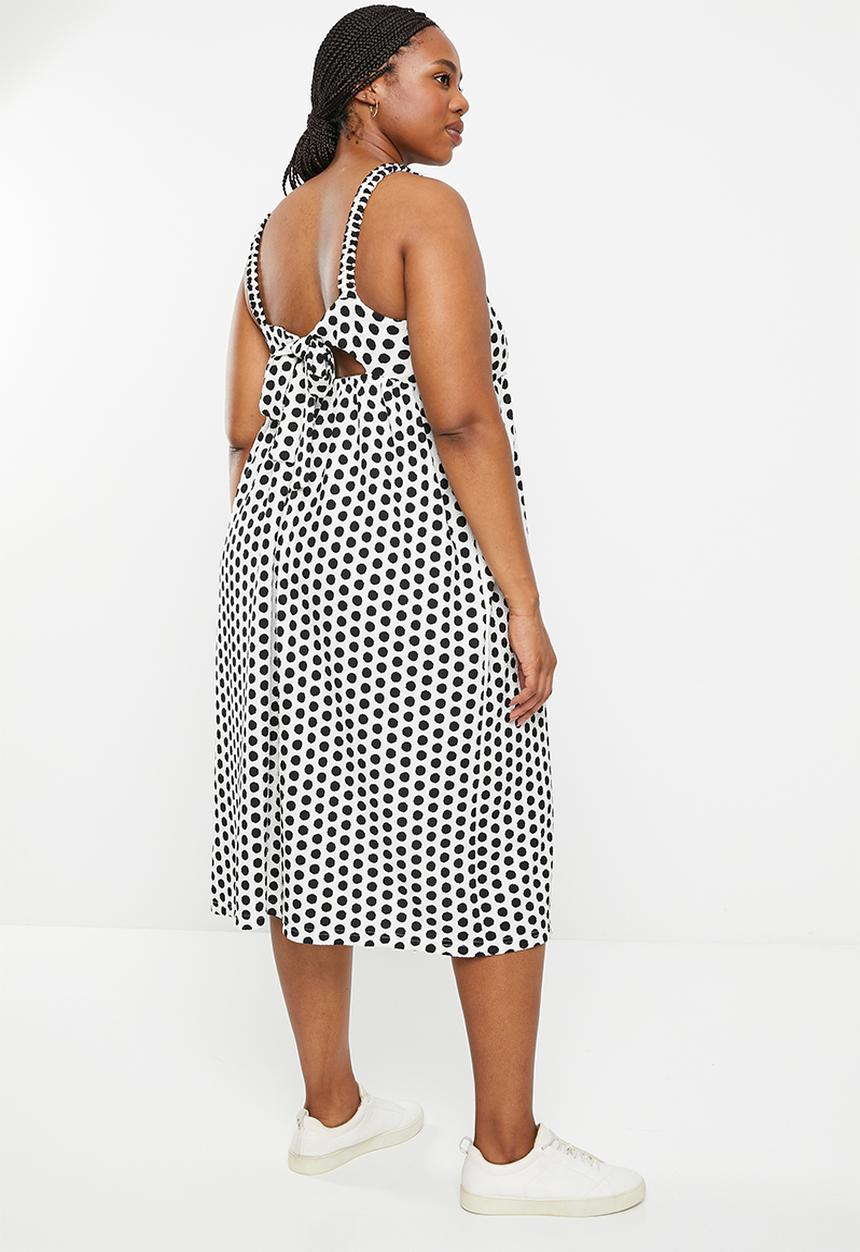 Me&B - Plus elastic back detail strap sundress - spot