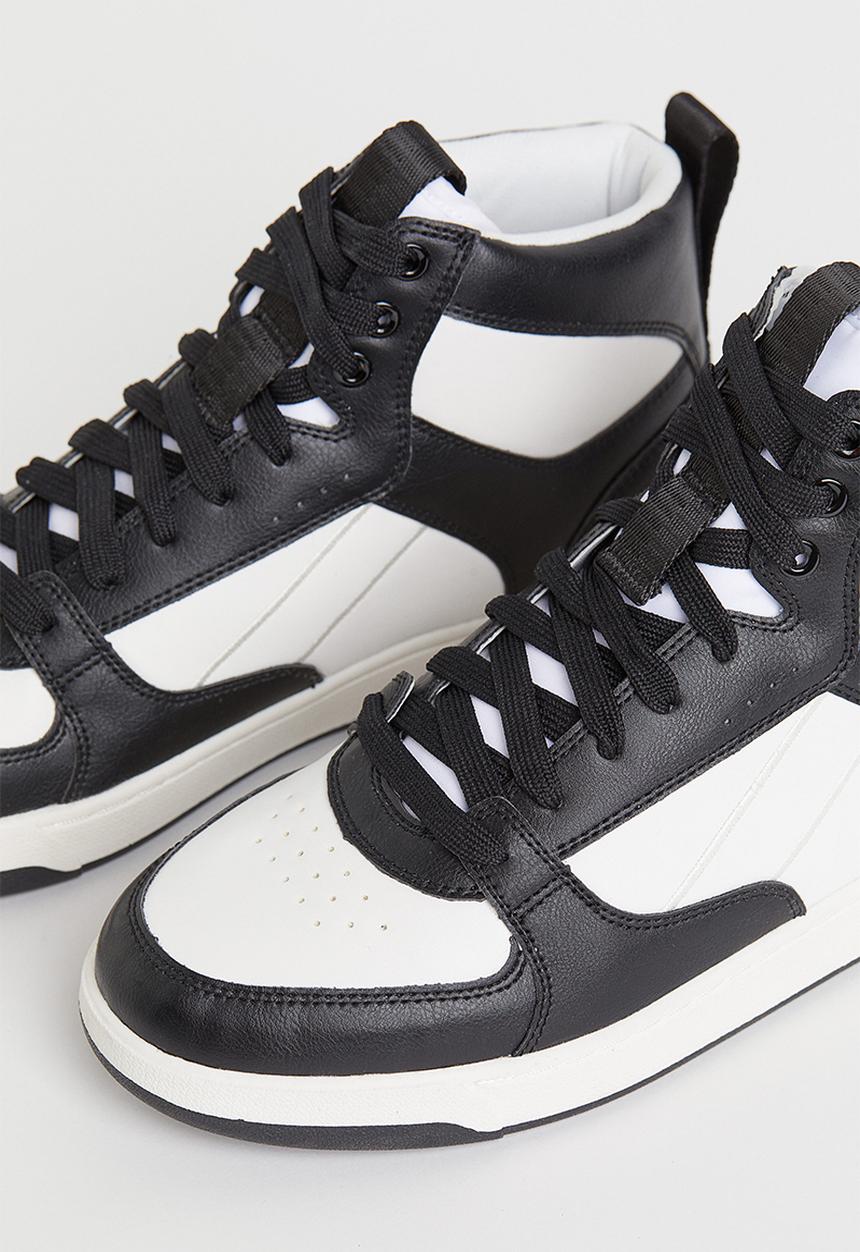 H&M - Hi-top trainers - black/white