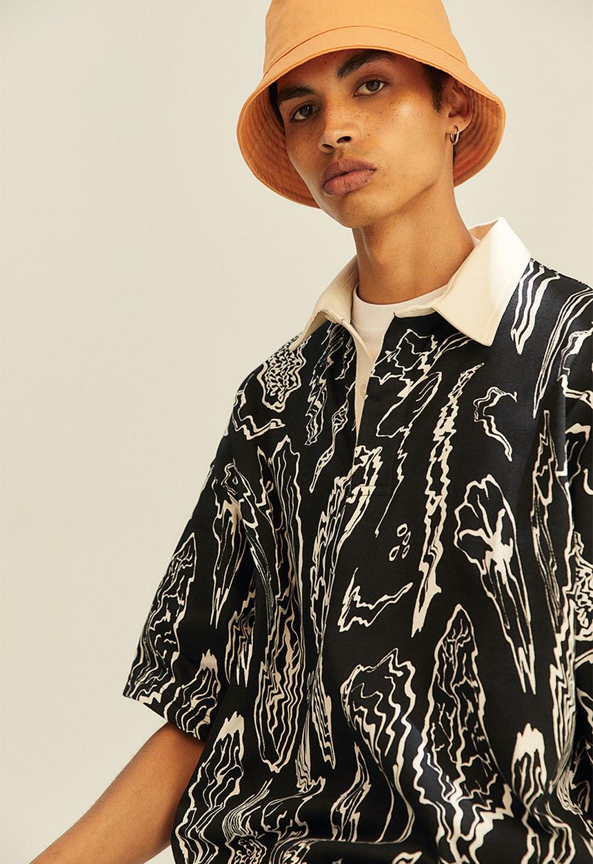 H&M - Oversized fit short sleeved rugby shirt - black/multi