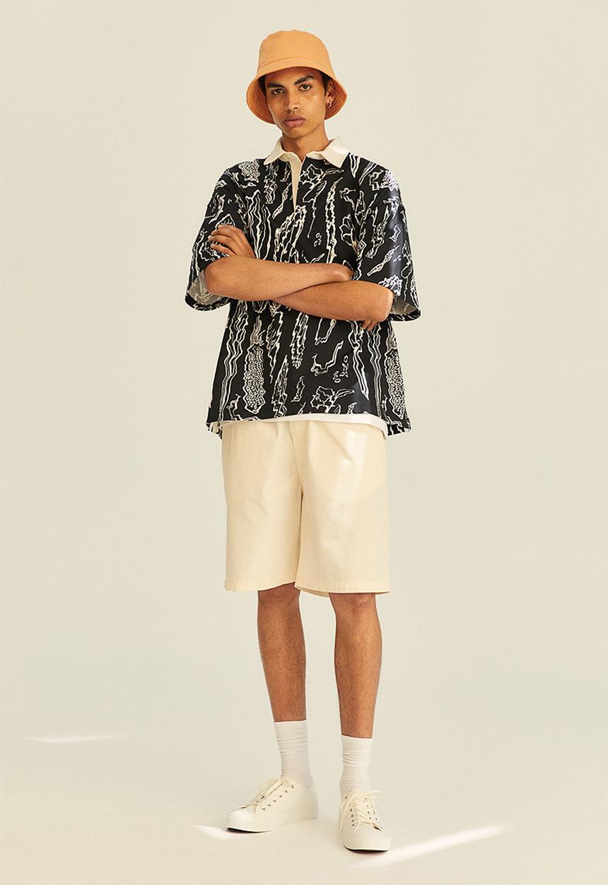 H&M - Oversized fit short sleeved rugby shirt - black/multi