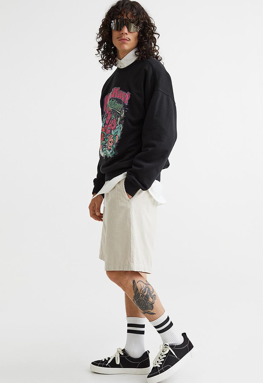 H&M - Relaxed fit sweatshirt - black/outkast