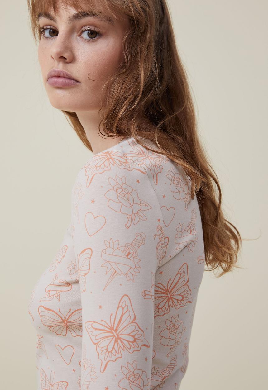 Cotton On - Fitted rib graphic long sleeve top - tattoo yardage/stone