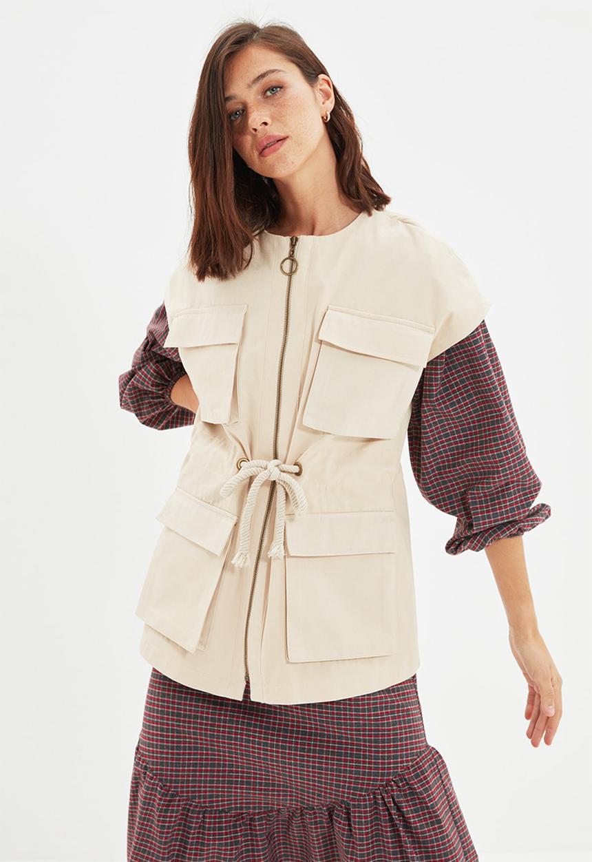 Trendyol - Tie waist vest - stone