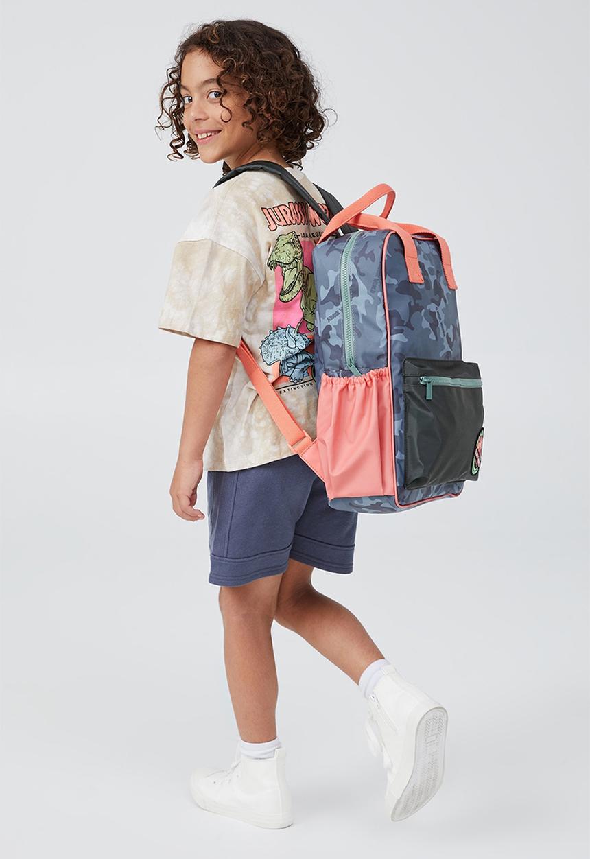 Cotton On - Kids licensed backpack - lcn uni jurassic world & camo park ranger