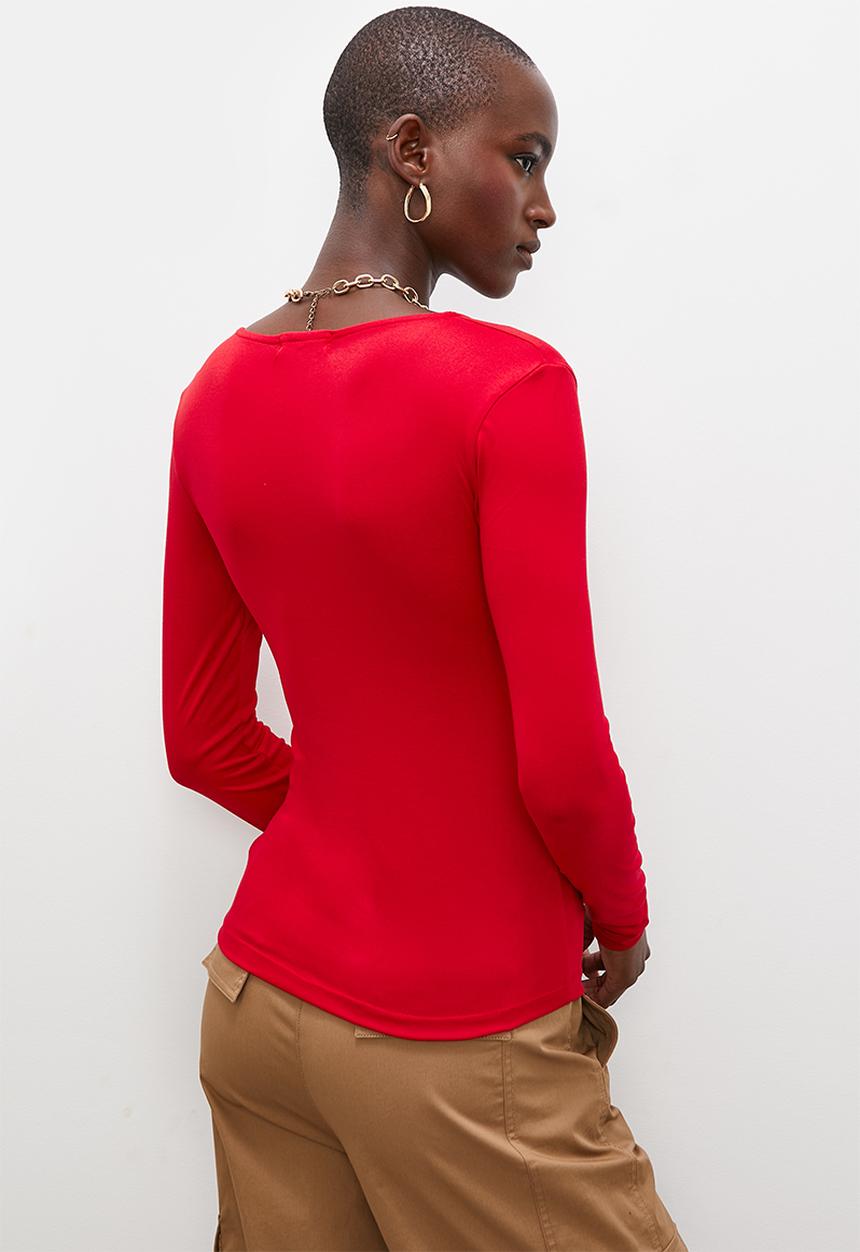 Superbalist - Knot neckline tee - red
