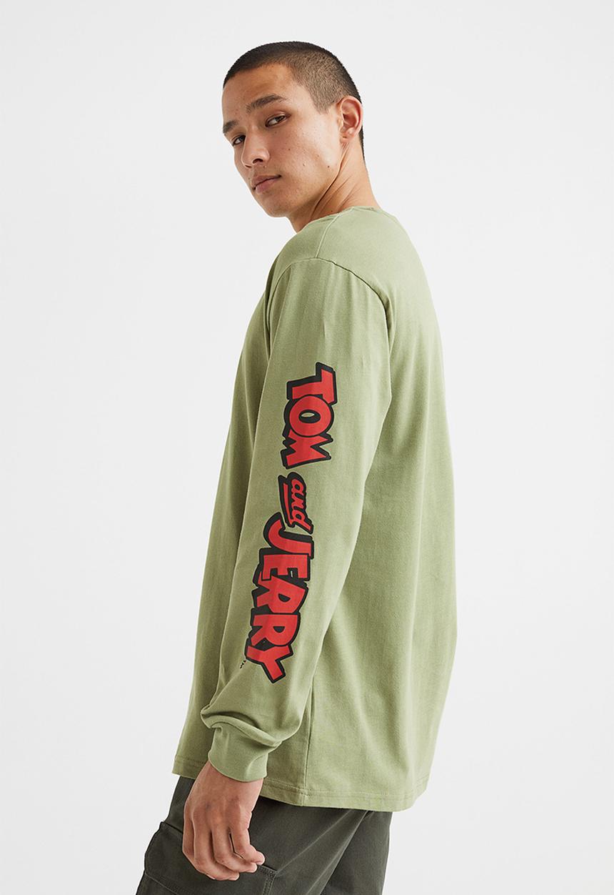 H&M - Relaxed fit printed jersey top - sage green/tom and jerry