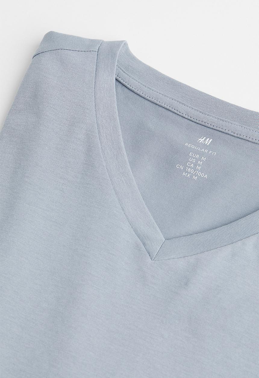 H&M - Regular fit v-neck T-shirt - steel grey