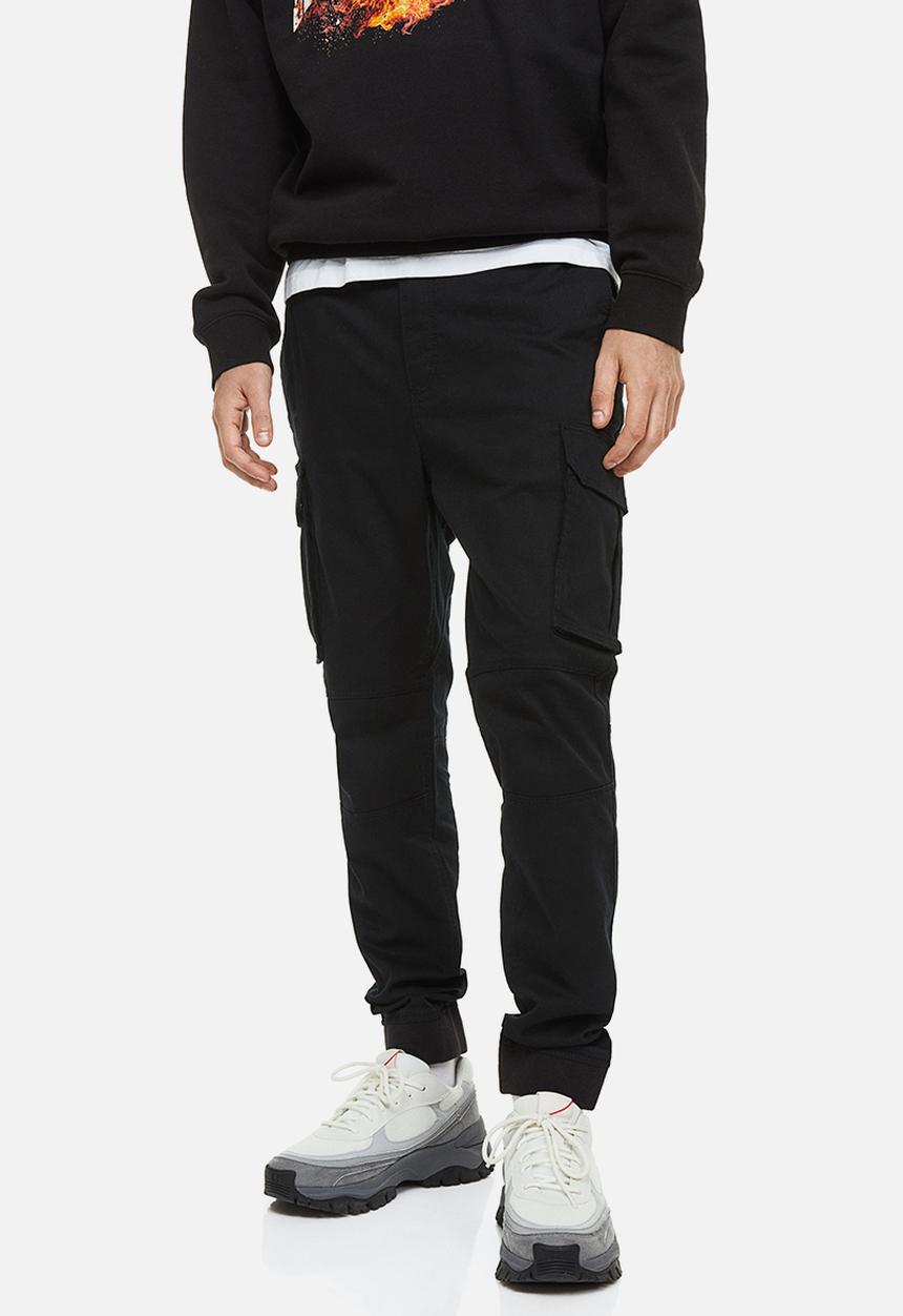 H&M - Skinny fit cargo joggers - black