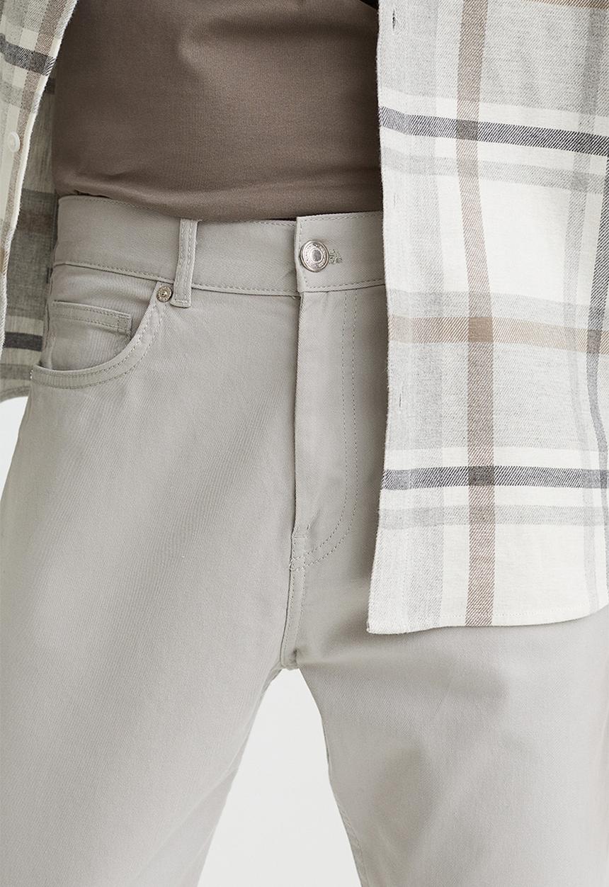 H&M - Slim fit cotton twill trousers - light grey