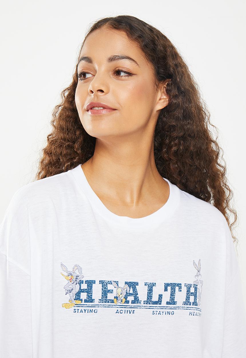 Cotton On - Relaxed active recycled graphic T-shirt - white/lcn bugs bunny sports 