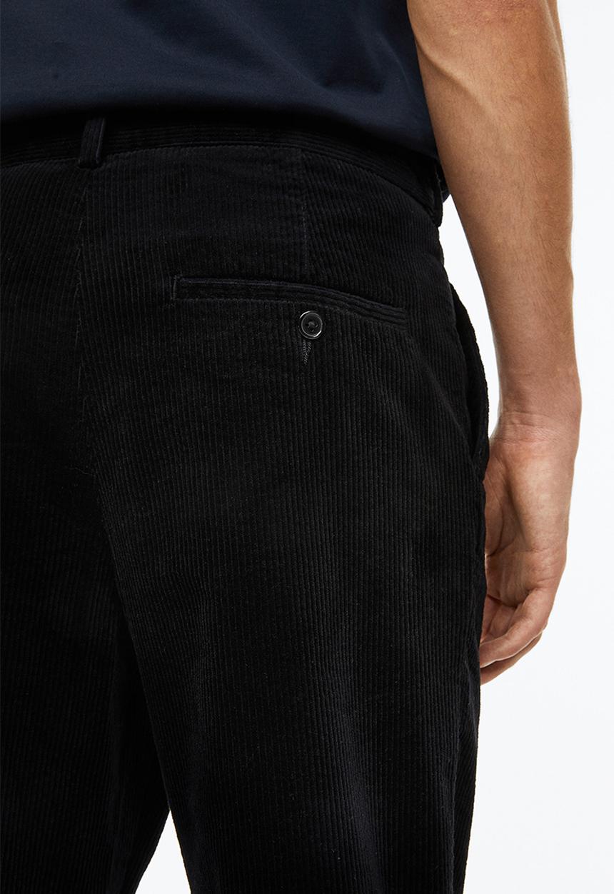H&M - Regular fit corduroy trousers - black