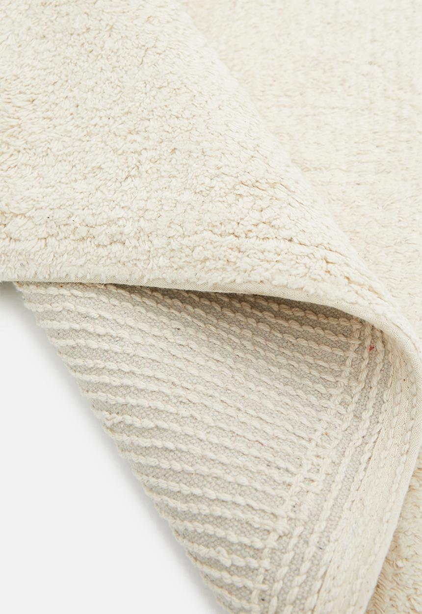 Sixth Floor - Ooh la la tufted bath mat - cream & black