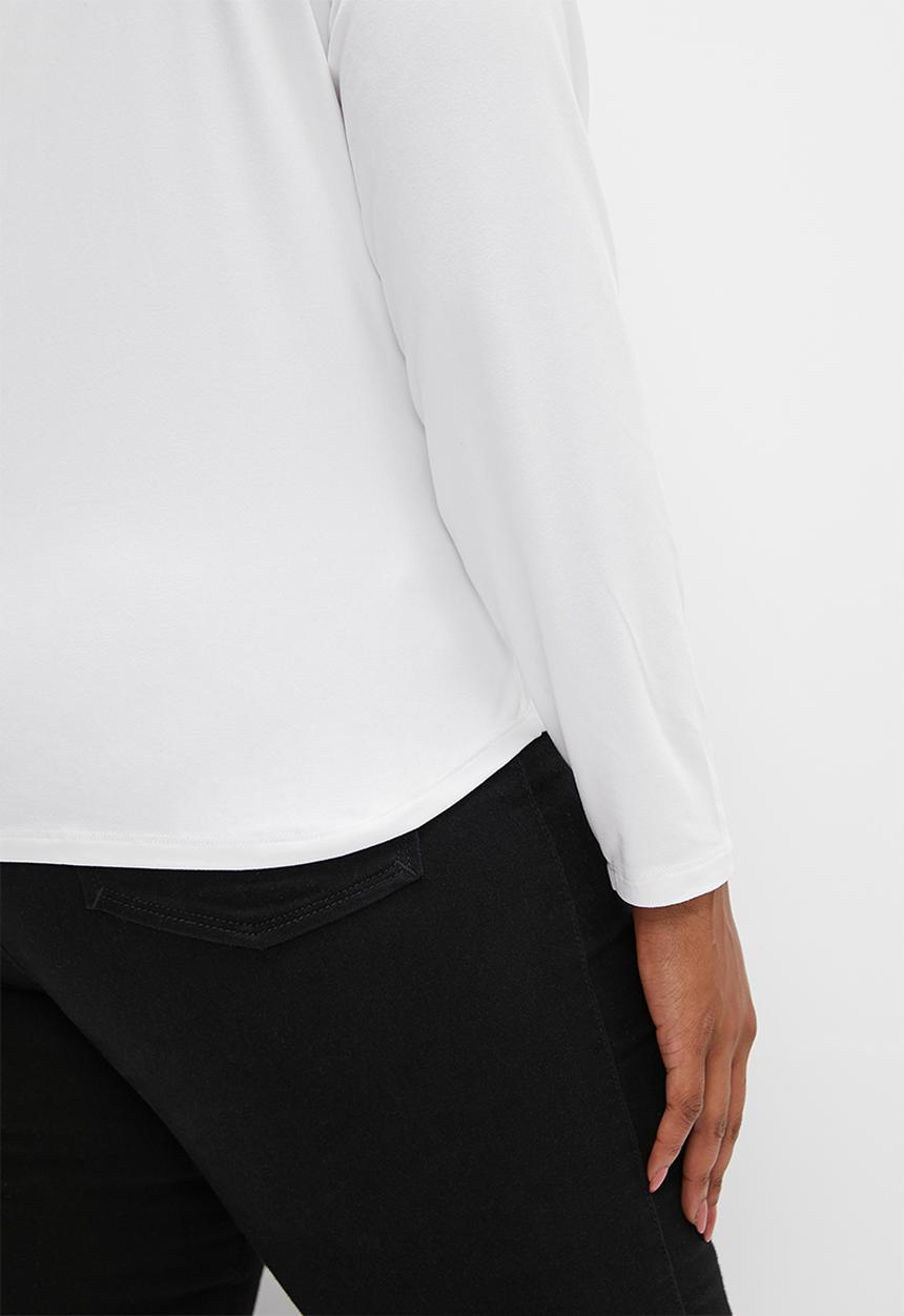 edit Plus - Slant sleeve side gather tee - ecru