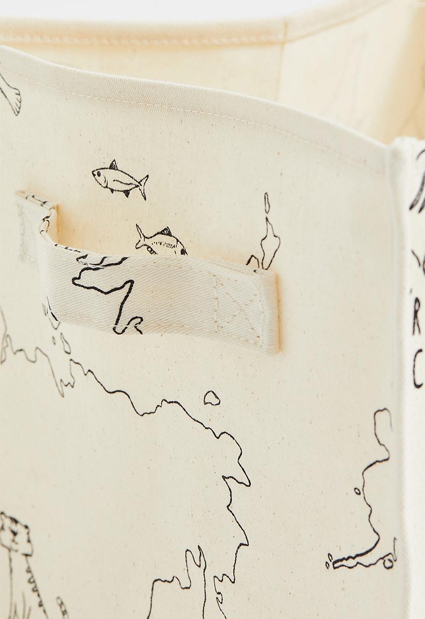 H&M - Printed storage basket - multi/white