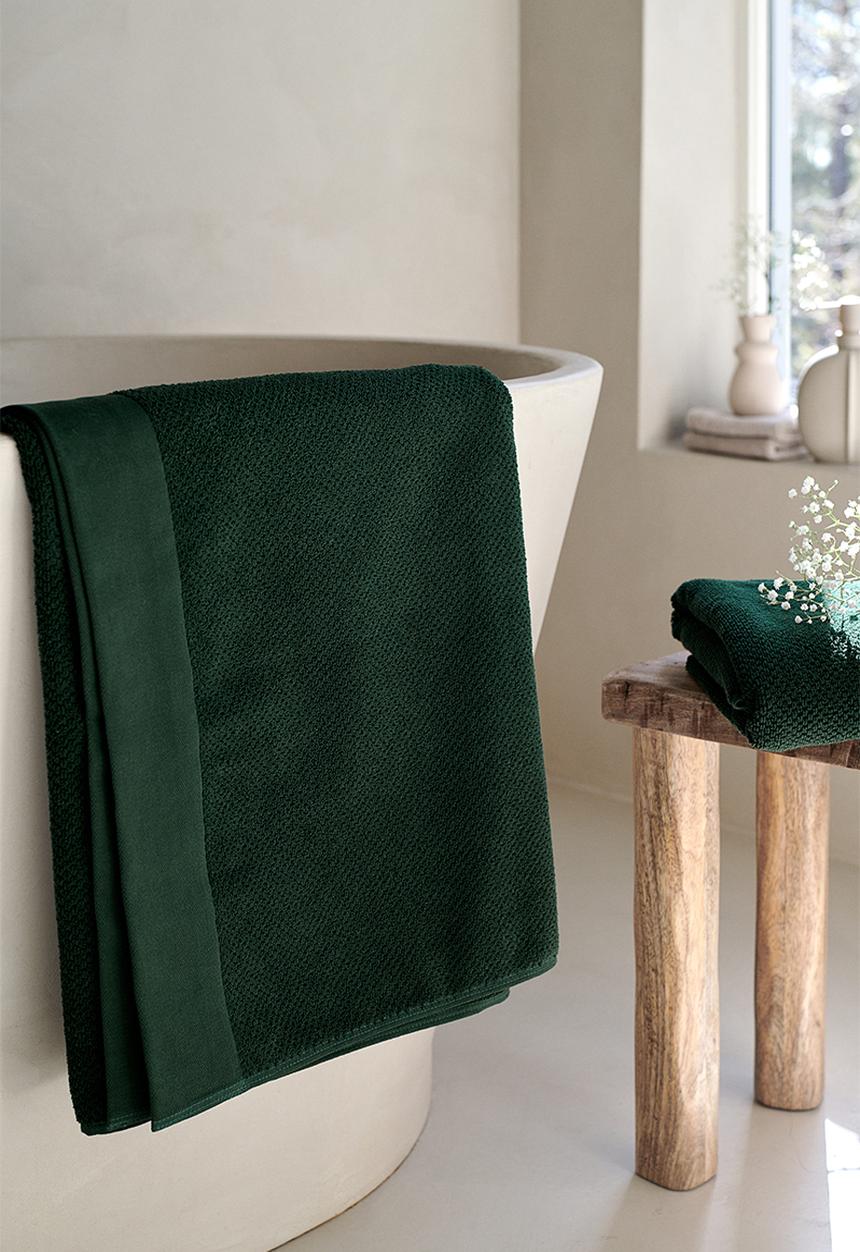 H&M - Cotton terry bath sheet - green