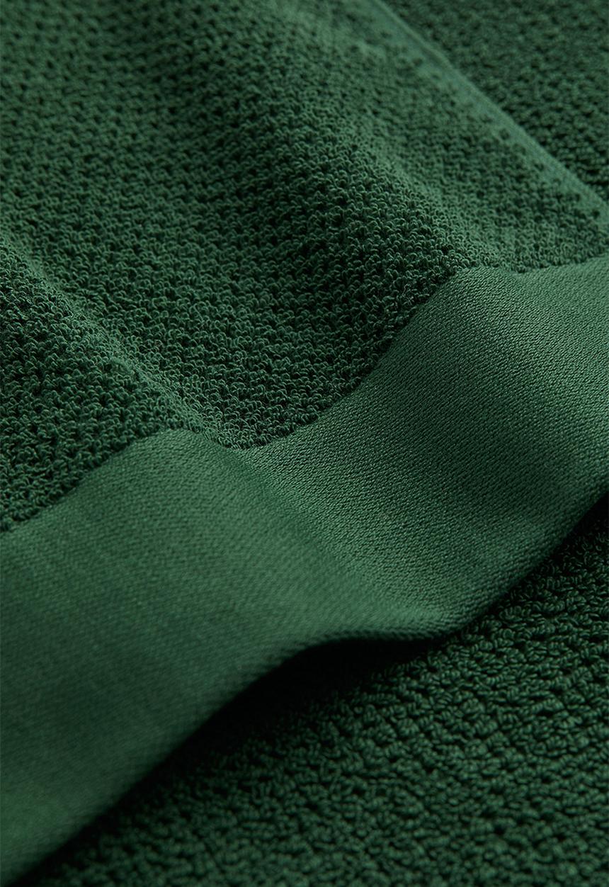 H&M - Cotton terry bath sheet - green