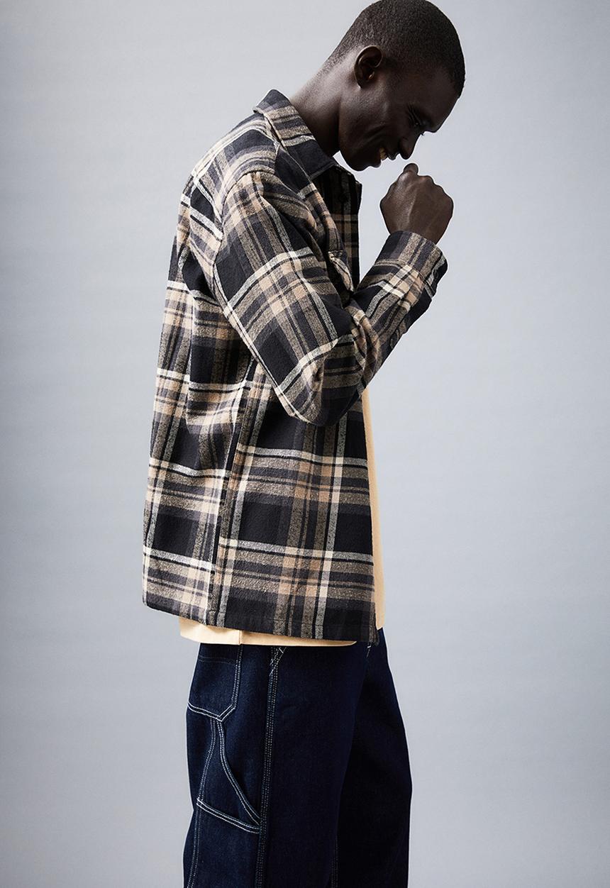 H&M - Relaxed fit overshirt - black/checked