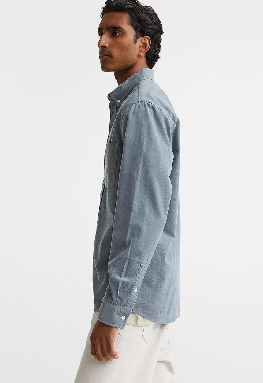 H&M - Regular fit corduroy shirt - grey-blue
