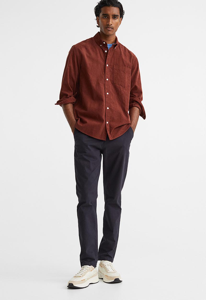H&M - Regular fit corduroy shirt - rust red