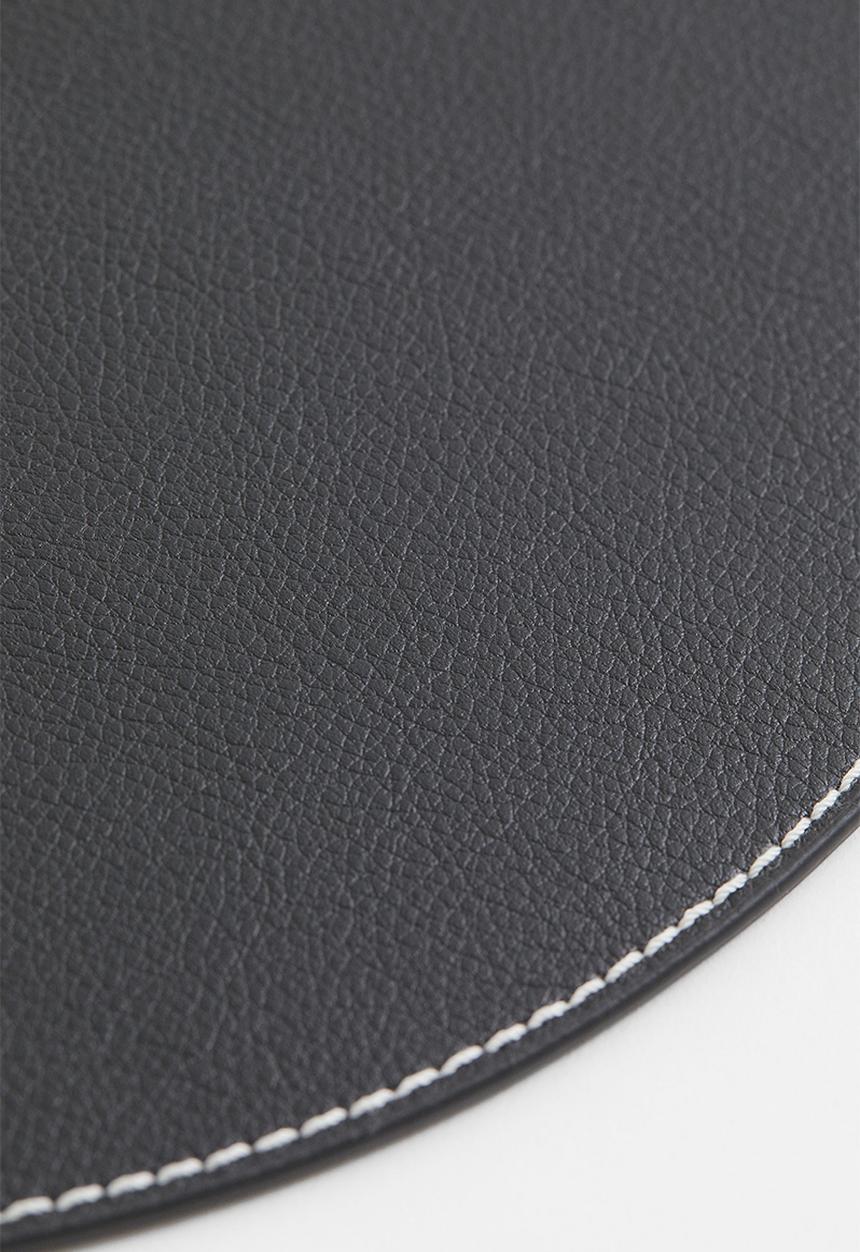 H&M - Imitation leather table mat - black