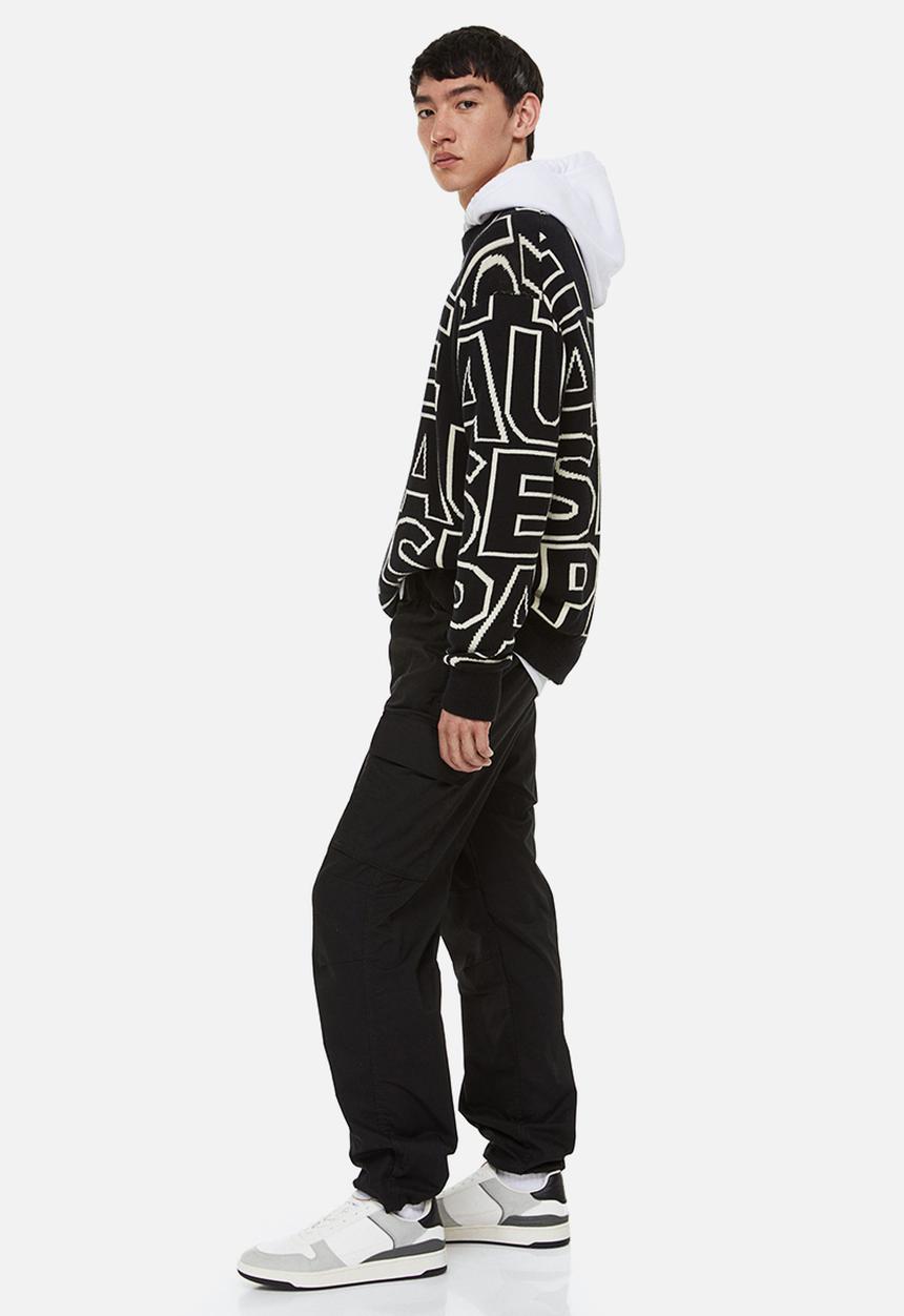 H&M - Regular fit ripstop cargo trousers - black