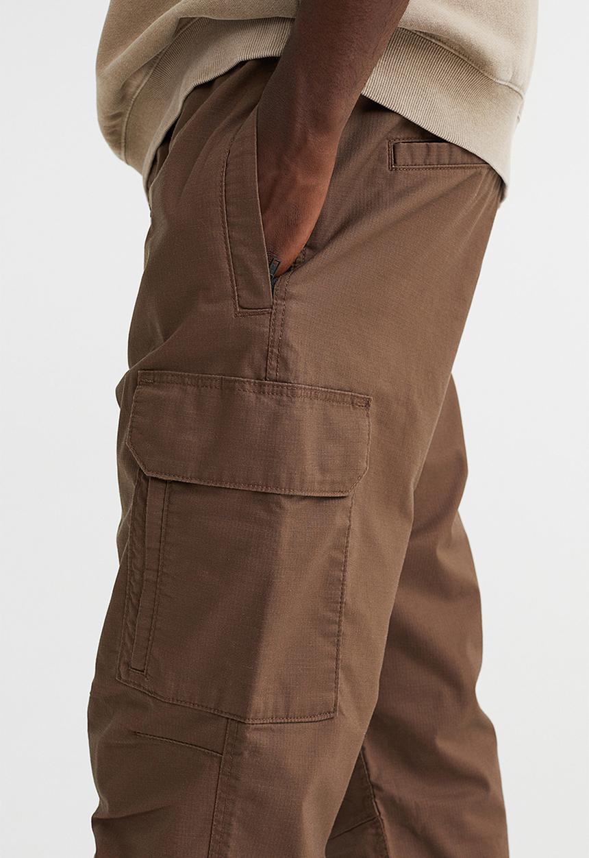 H&M - Regular fit ripstop cargo trousers - dark brown
