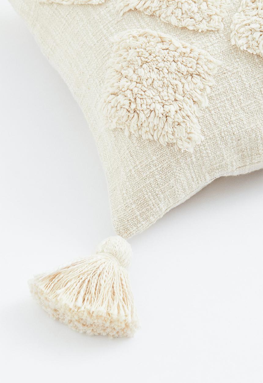 H&M - Tasselled cushion cover - white