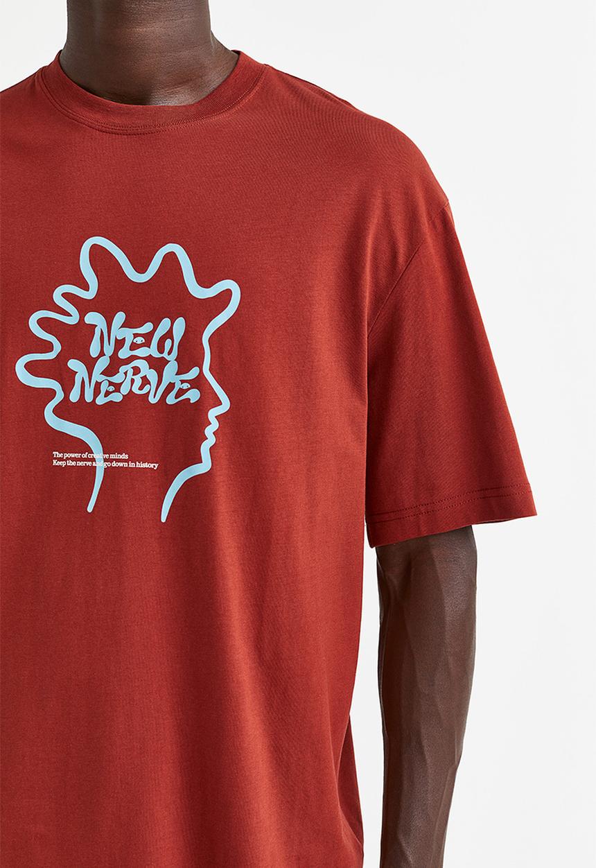 H&M - Relaxed fit printed T-shirt - rust red/new nerve