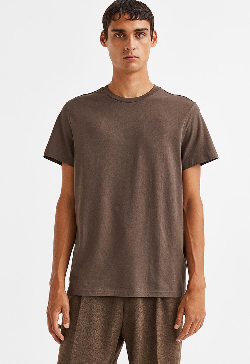 H&M - Regular fit round-neck T-shirt - brown