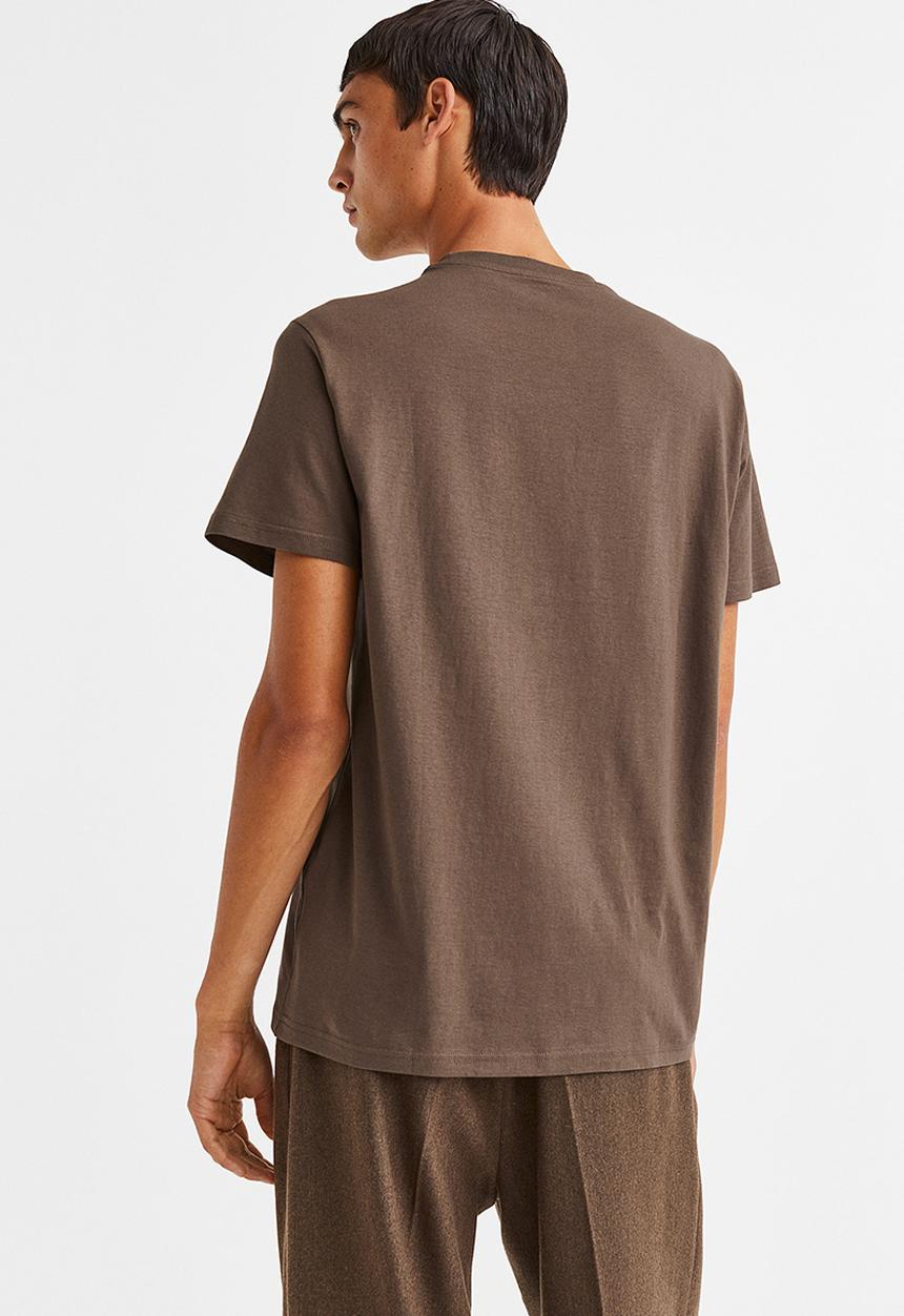 H&M - Regular fit round-neck T-shirt - brown