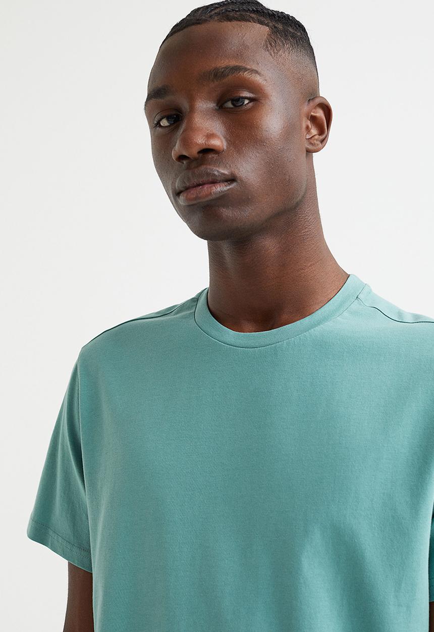 H&M - Regular fit round-neck T-shirt - turquoise