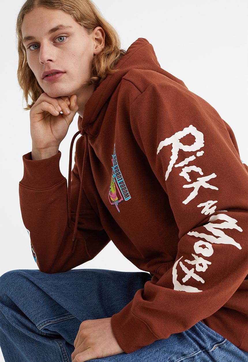 H&M - Regular fit hoodie - brown/rick and morty
