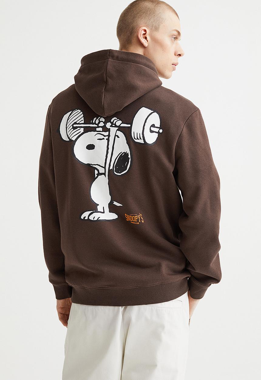 H&M - Regular fit hoodie - dark brown/snoopy