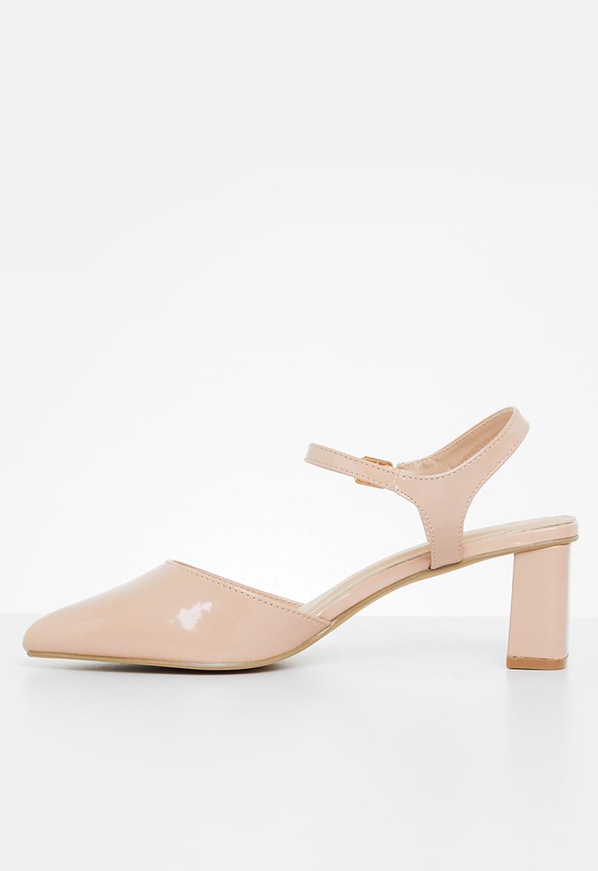 edit - Jaylin anklestrap block heel - natural