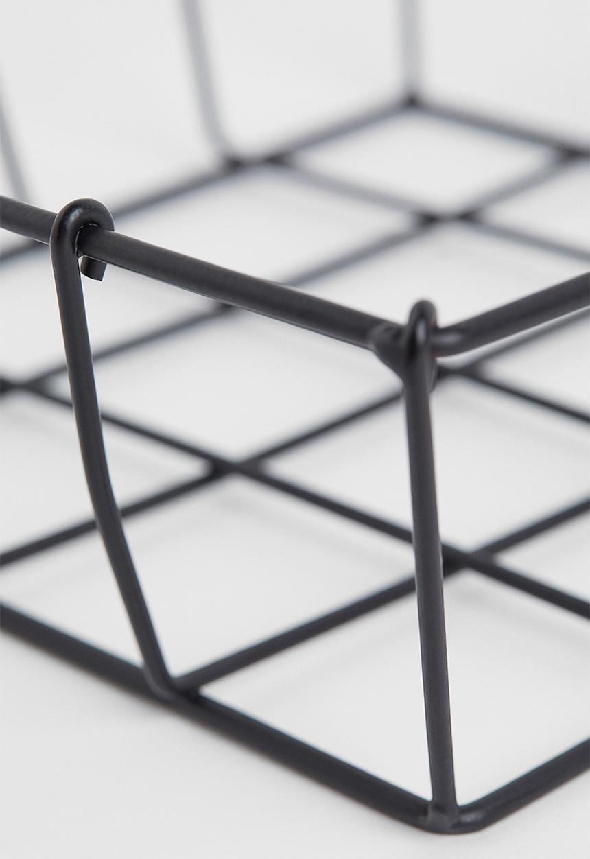 H&M - Small metal wire basket - black