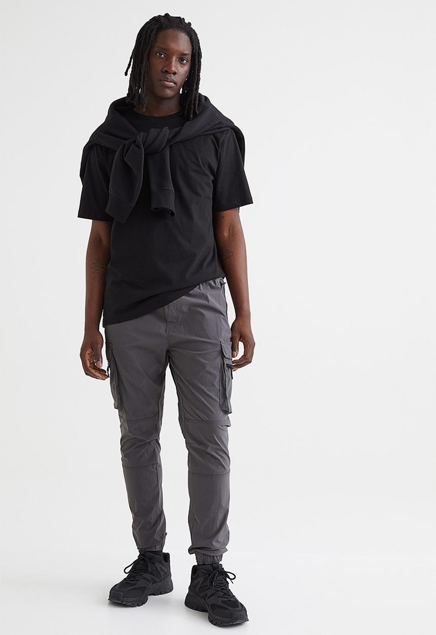 H&M - Skinny fit nylon cargo joggers - dark grey