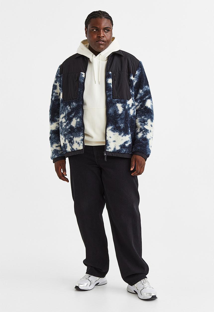 H&M - Regular fit teddy overshirt - black/patterned