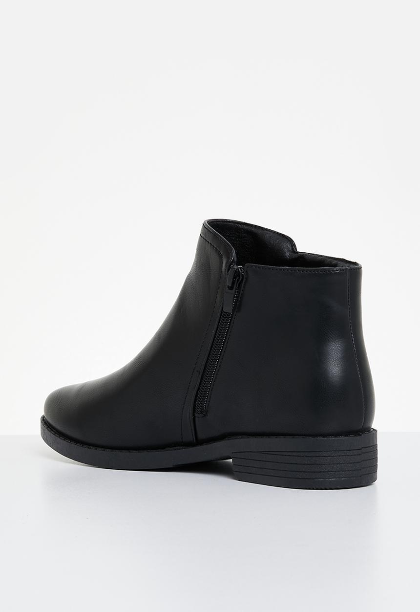 edit - Nuria ankle boot - black