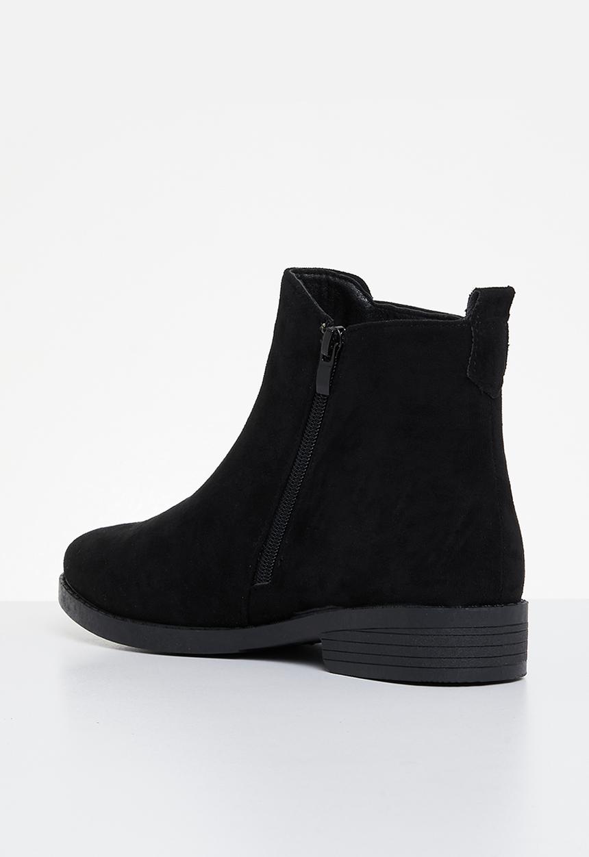edit - Rabia chelsea boot - black