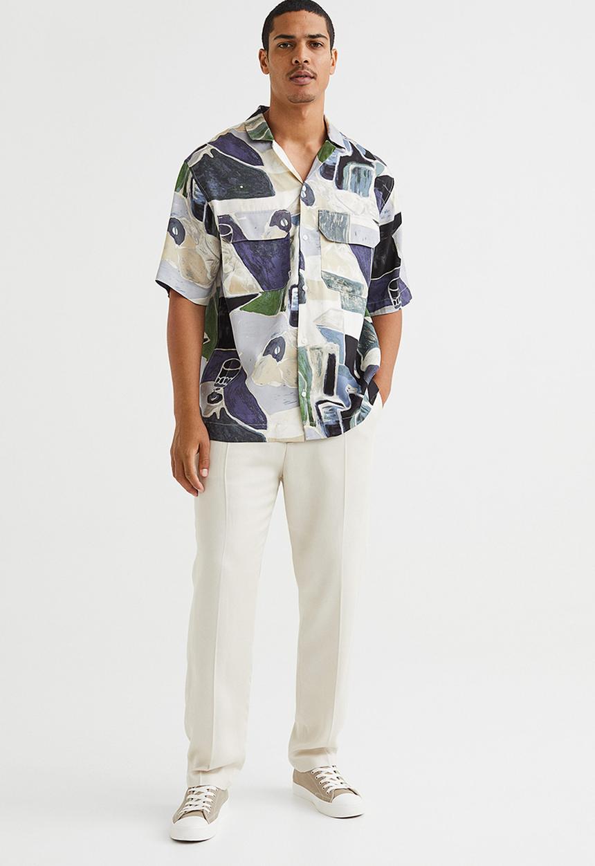 H&M - Relaxed fit lyocell resort shirt - dark blue/patterned