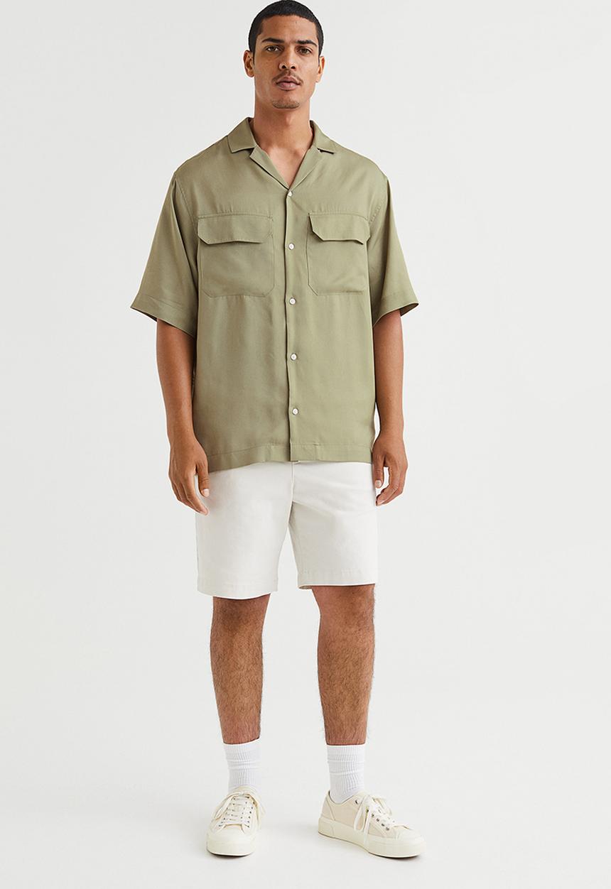H&M - Relaxed fit lyocell resort shirt - khaki green