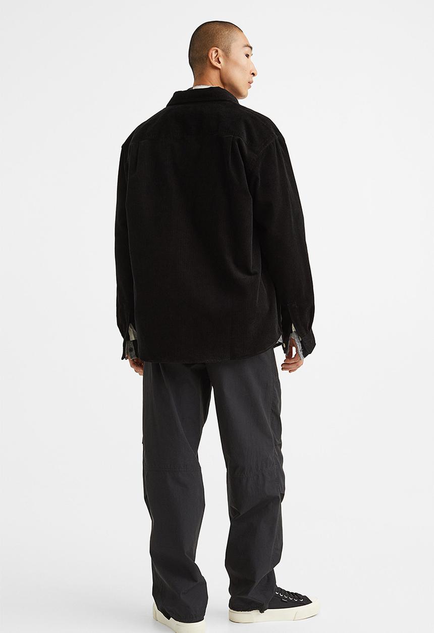 H&M - Relaxed fit corduroy shirt - black